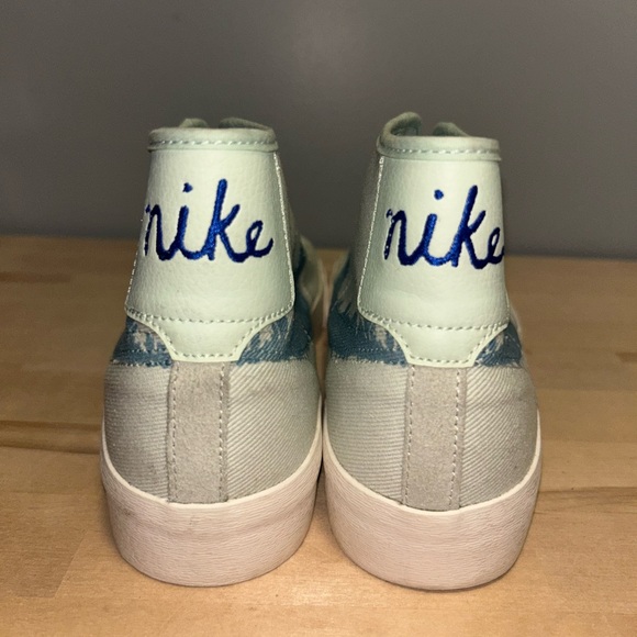 Nike SB Blazer Court Mid PRM Barely Green/Boarder Blue Size 9.5 - Picture 5 of 8